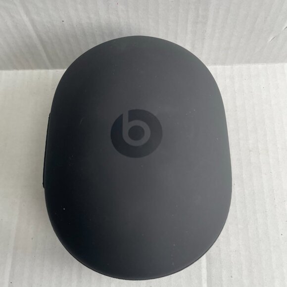 Beats Studio3 Wireless Noise Cancelling On-Ear Headphones - Picture 10 of 10